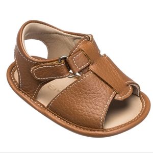 NIB Elephantito Baby shoes size 4